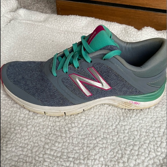 New Balance pink, teal and gray sneakers size 8.5 - Picture 2 of 9